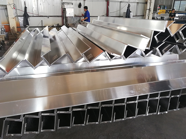 異形午夜免费福利电影